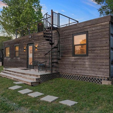 Container Home With Rooftop Views And Pickleball-Pecan Grove Bellmead エクステリア 写真