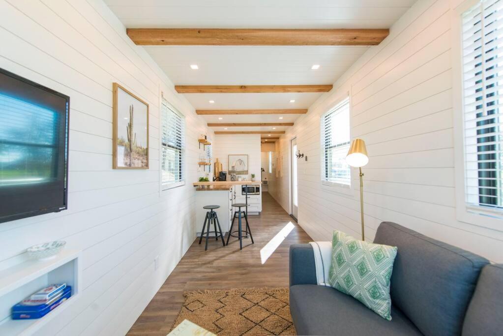 Container Home With Rooftop Views And Pickleball-Pecan Grove Bellmead エクステリア 写真