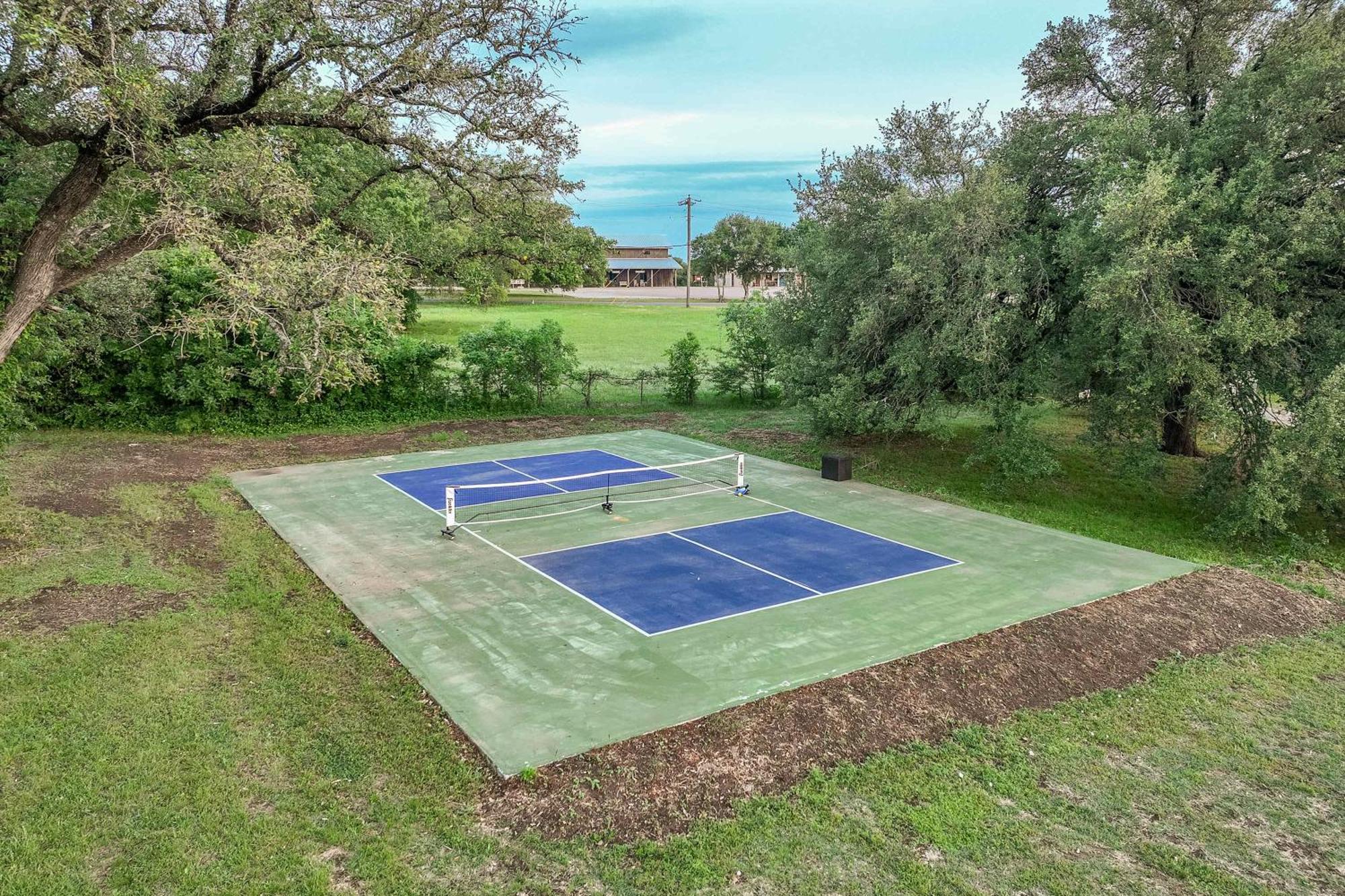 Container Home With Rooftop Views And Pickleball-Pecan Grove Bellmead エクステリア 写真